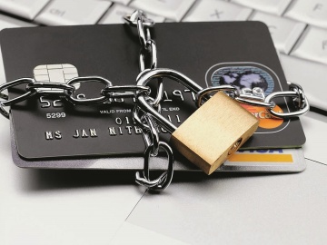 Меры безопасности при использовании банковских карт